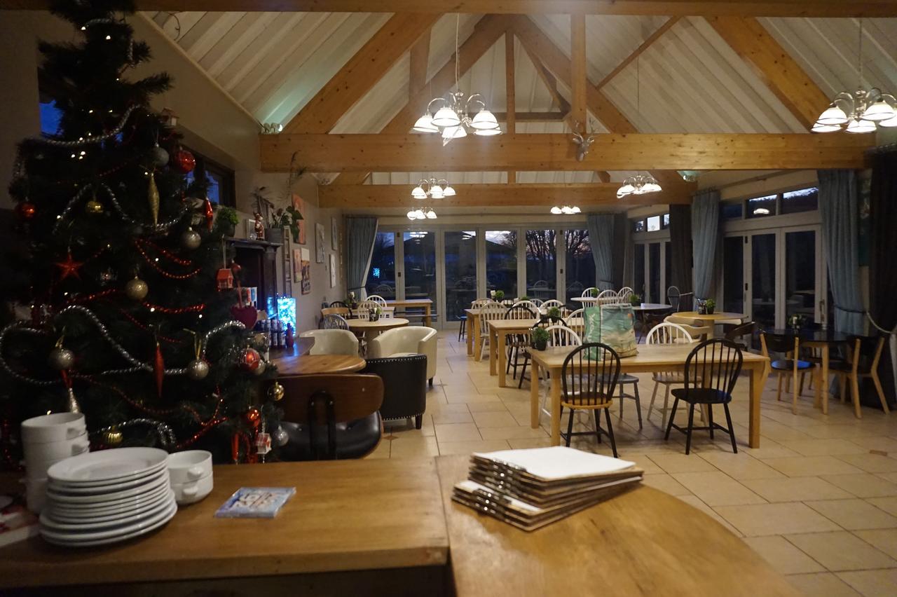 Cholderton Stonehenge Hostel - Yha Affliated מראה חיצוני תמונה