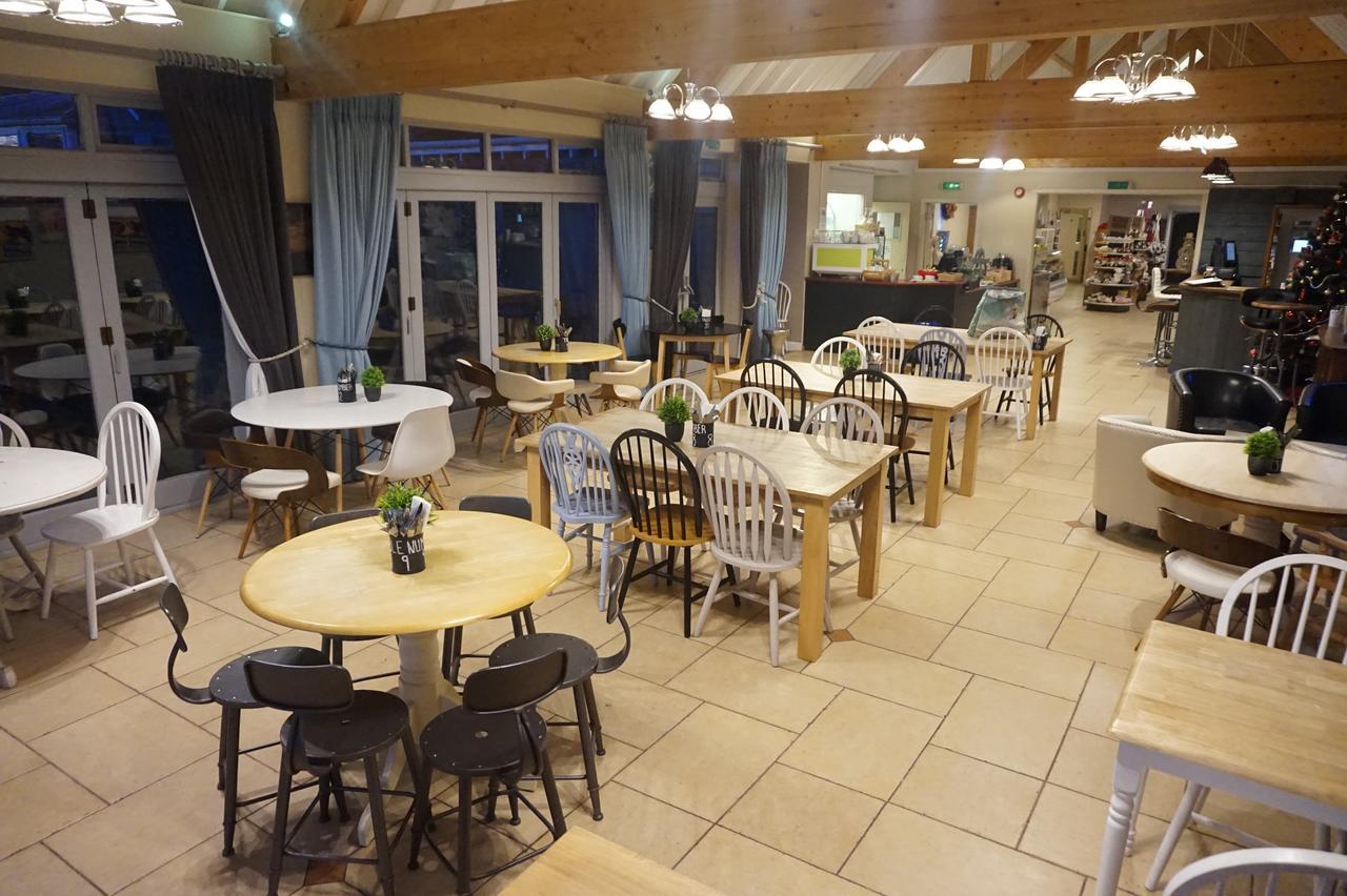 Cholderton Stonehenge Hostel - Yha Affliated מראה חיצוני תמונה